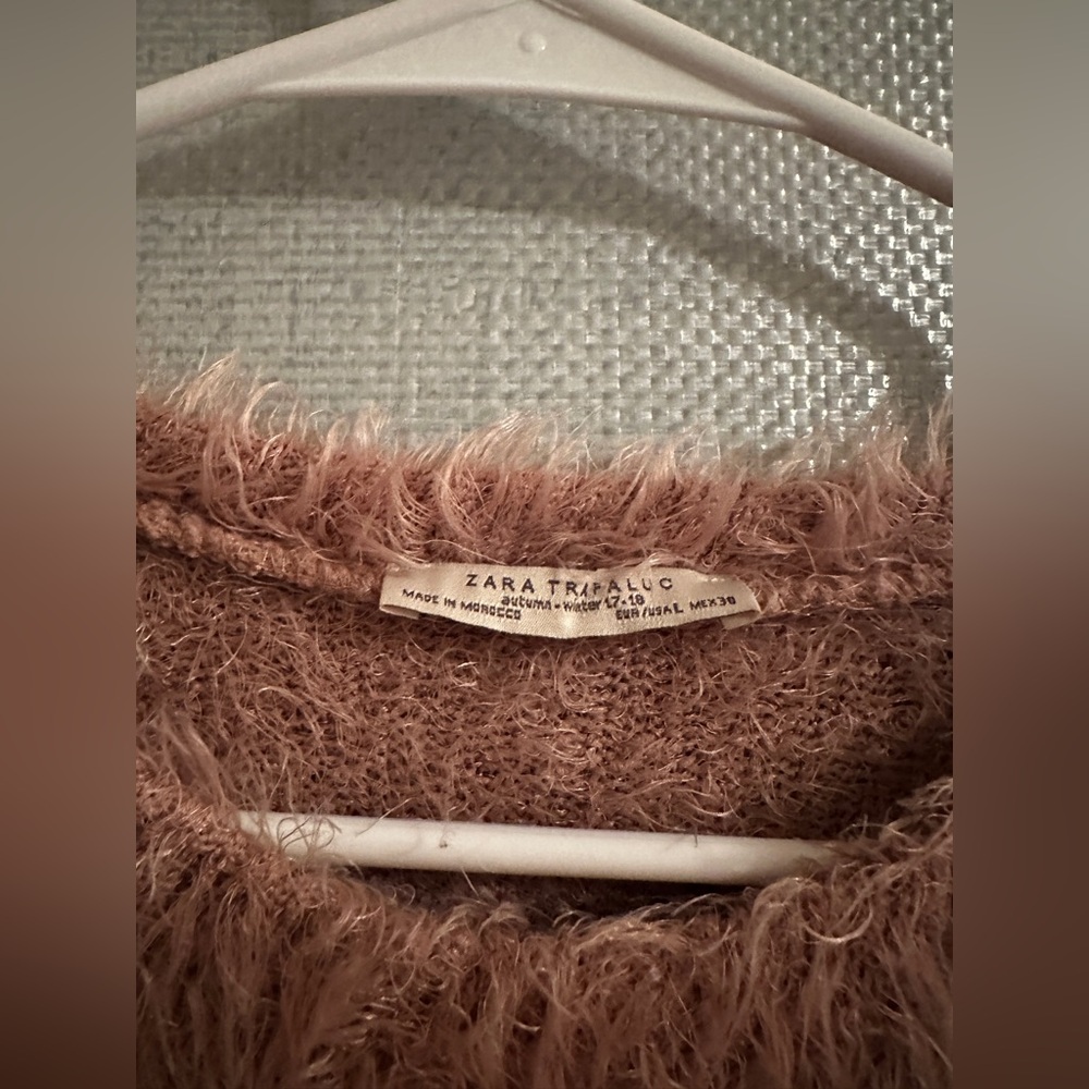 Zara Trafaluc Fuzzy Short Sleeve Top - Picture 2 of 4